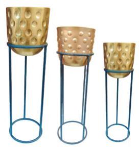 Round Gold Hammer Metal Stand