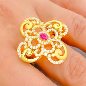 VIBRANT FLORAL CZ RING