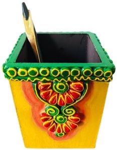 Handicraft Pen Stand