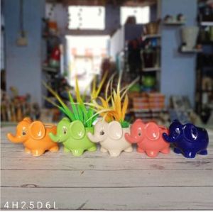 med color baby elephant animal shape pot