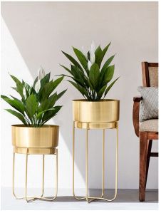 Small Metal Decorative Planters