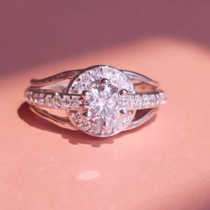 925 Silver Round Moissanite Ring For Women