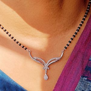 925 Silver-Toned Stone-Studded & Beaded Mangalsutra