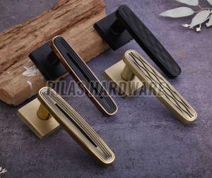 Jacob Lever Door Handle