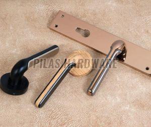 P-220 Lever Door Handle