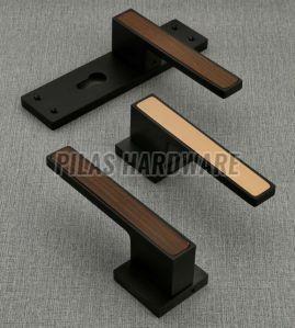 Perlato Lever Door Handle