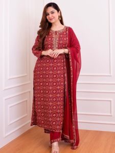 Gorgeous Red Bandhani Suit