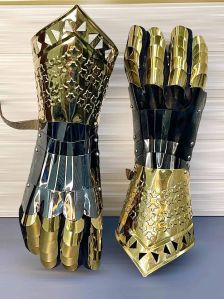 Medieval Armor Gauntlet Gloves