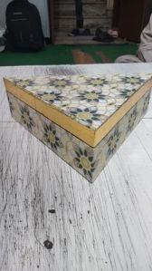 MDF Triangle Dry Fruit Box