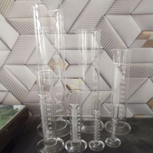 Glass Measuring Cylinder