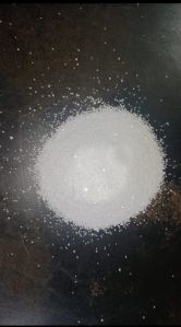 Whit silicon sand