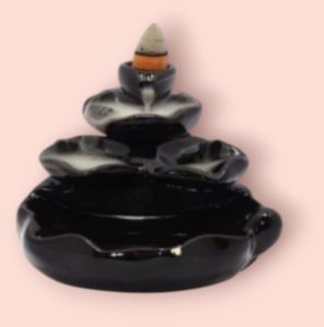 RESIN KATTLE BLACK SMOKE FOUNTAIN