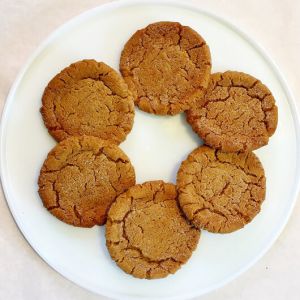 ginger snaps cookies