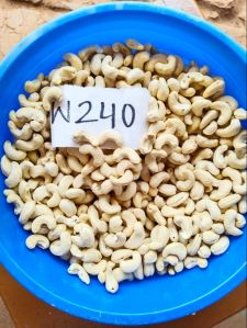 W240 Cashew Kernels