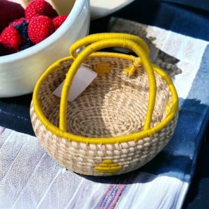 Round Woven Sabai Grass Gift Fruit Vegetable Storage Hamper Oval Picnic Basket