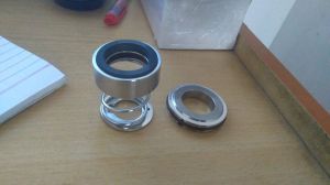 UNBALANCED SINGLE ACTING HELICAL COIL SPRING SEALS