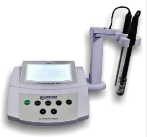 Digital Conductivity Meter