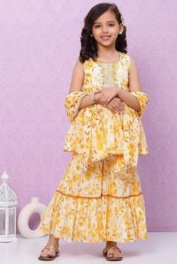 Girls Ethnic Motifs Printed Round-Neck Kurta Sharara set With Dupatta