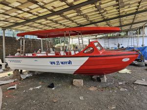 10 Seater FRP Speed Boat