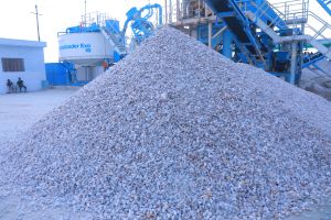 20mm Semi Washed Quartz Grits
