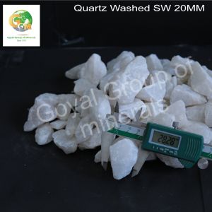 20mm Snow White Washed Quartz Grits
