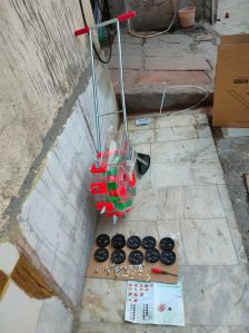 Plastic Hand Pushed Single Box Seeder