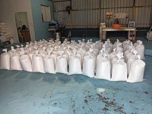 desiccated coconut powder