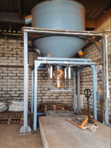 Automatic Weighing and Bagging Machine