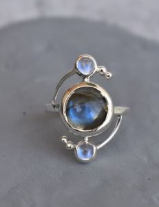 Ladies Moonstone Pendant