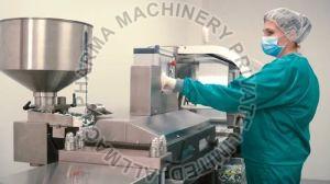 Pharmaceutical Tablet Making Machine