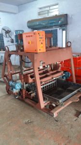 Hydraulic Solid Block Making Machine