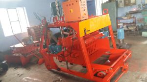 Hydraulic Solid Block Making Machine