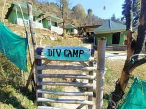 adventure camp services