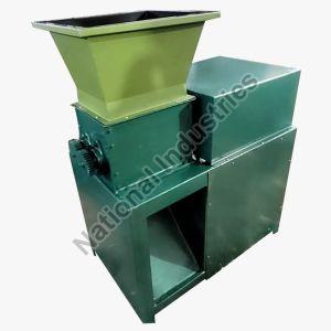 Plastic Waste Shredder Machine With Shred Capacity 150 Kg/HR