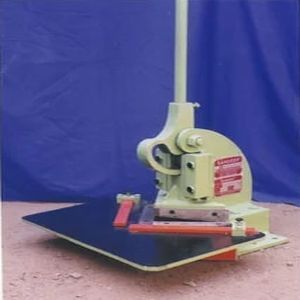 Corner Cutting Machine