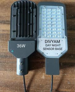 36W Day Night Sensor Based LED Street Light