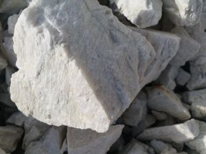 Potash Feldspar Lumps