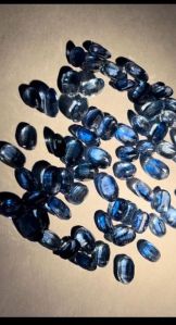 Blue sapphire gemstones