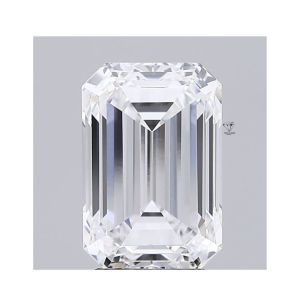 Emerald Cut Beautiful Diamond