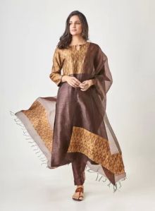 Ladies Salwar Suit with Dupatta