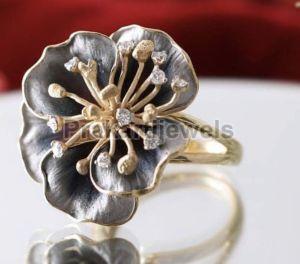Ladies Fancy Flower Ring