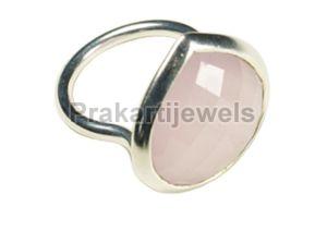 Ladies Pink Chalcedony Sliver Ring