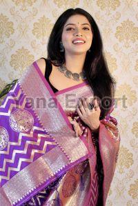 1100-D Purple Zari Silk Sarees