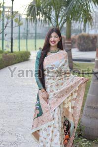 1100 White Zari Silk Sarees