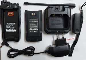 Baofeng Uv9r Plus Dual Band Walkie Talkies Waterproof and Dustproof(Upto 5km Range)