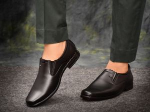 7001 Mens Black Leather Formal Shoes
