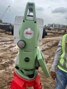 Leica Total Station