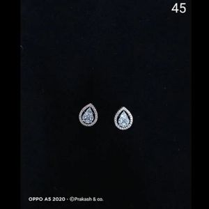 Ladies Modern Silver Earrings