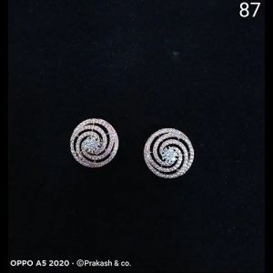 Ladies Silver Earring