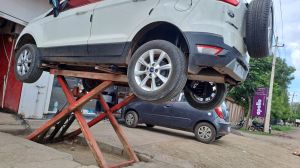 Automatic Hydraulic Car Lift